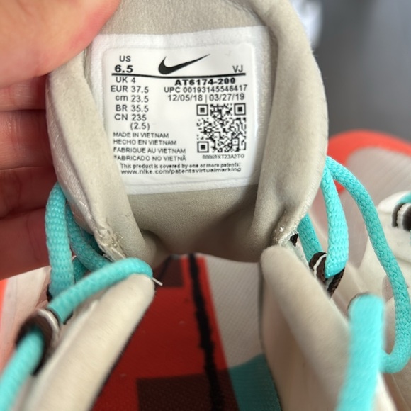 Nike Air Max 270 React Shoe Womens Size 6.5 - Picture 4 of 4